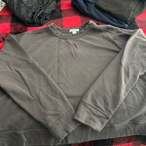 Gray flx crop top worn once zippers on side very cute with jeans or sweats